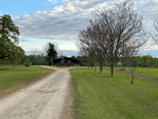 $1,299,000 | 11360 Highway 287 South, Pennington, TX 75856