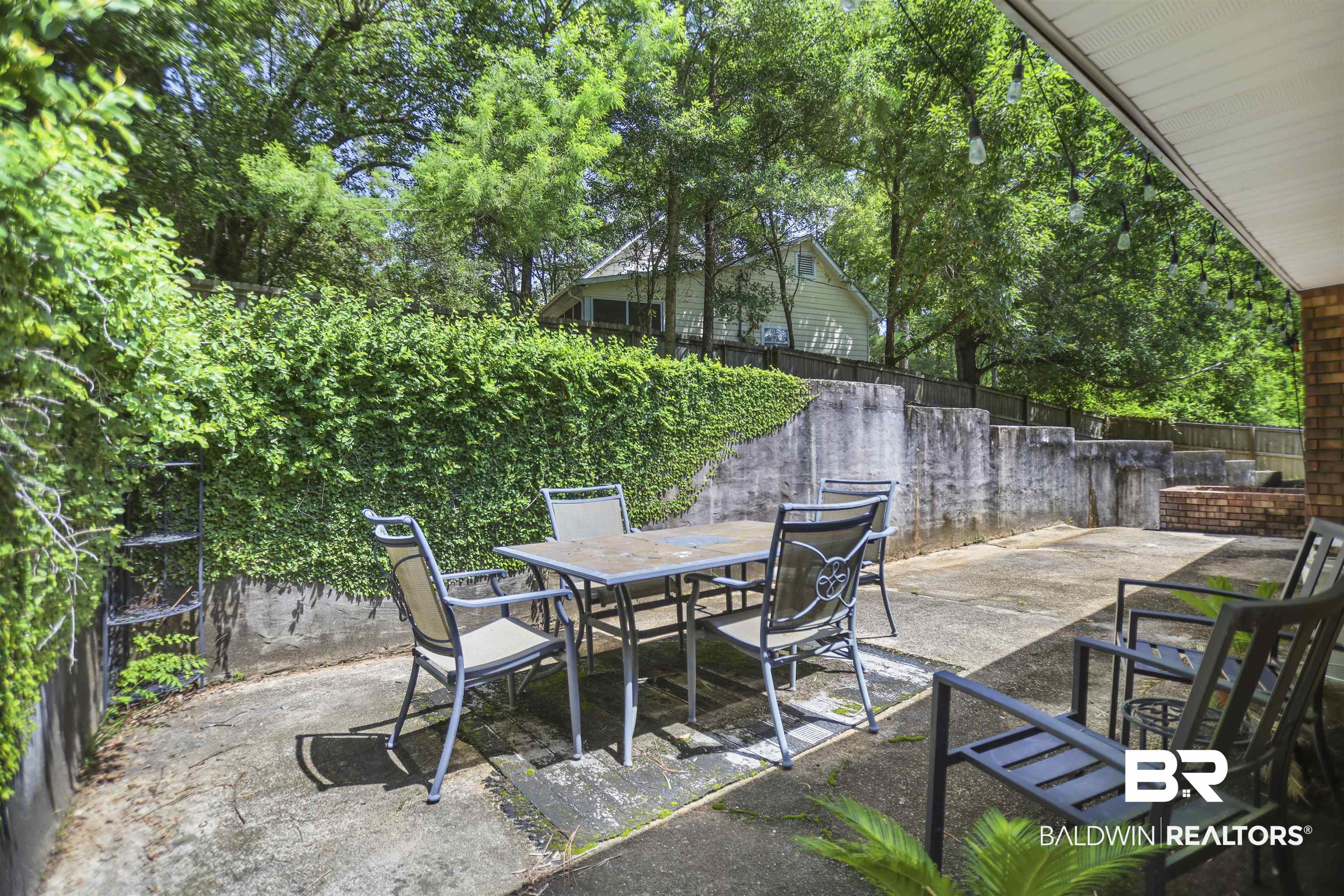 333 Ridgewood Drive Daphne, AL 36526 - Photo 16 of 16 Gallery Image 16