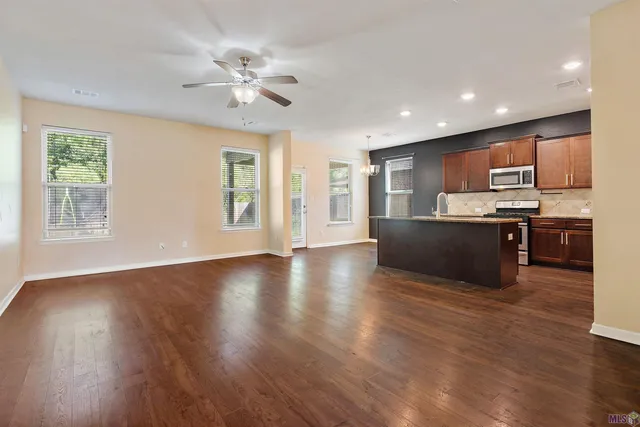 $325,000 | 40079 Cypress View Road, Ponchatoula, LA 70454