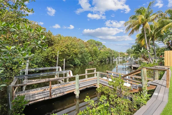 $1,399,500 | 14019 North Miller Drive, Palm Beach Gardens, FL 33410