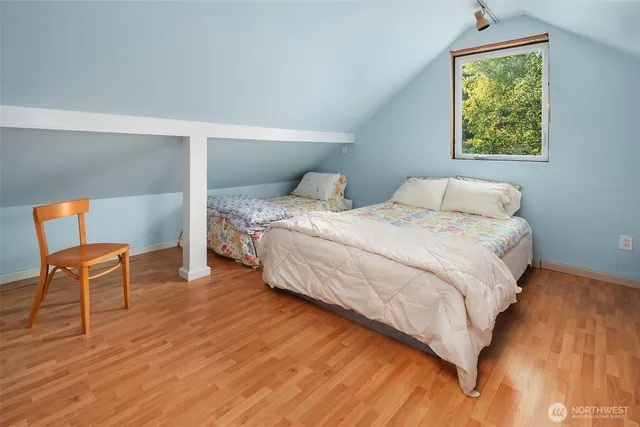 $585,000 | 10320 Southwest Cove Road, Vashon, WA 98070