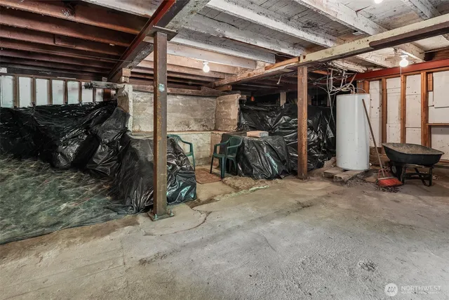 $585,000 | 10320 Southwest Cove Road, Vashon, WA 98070