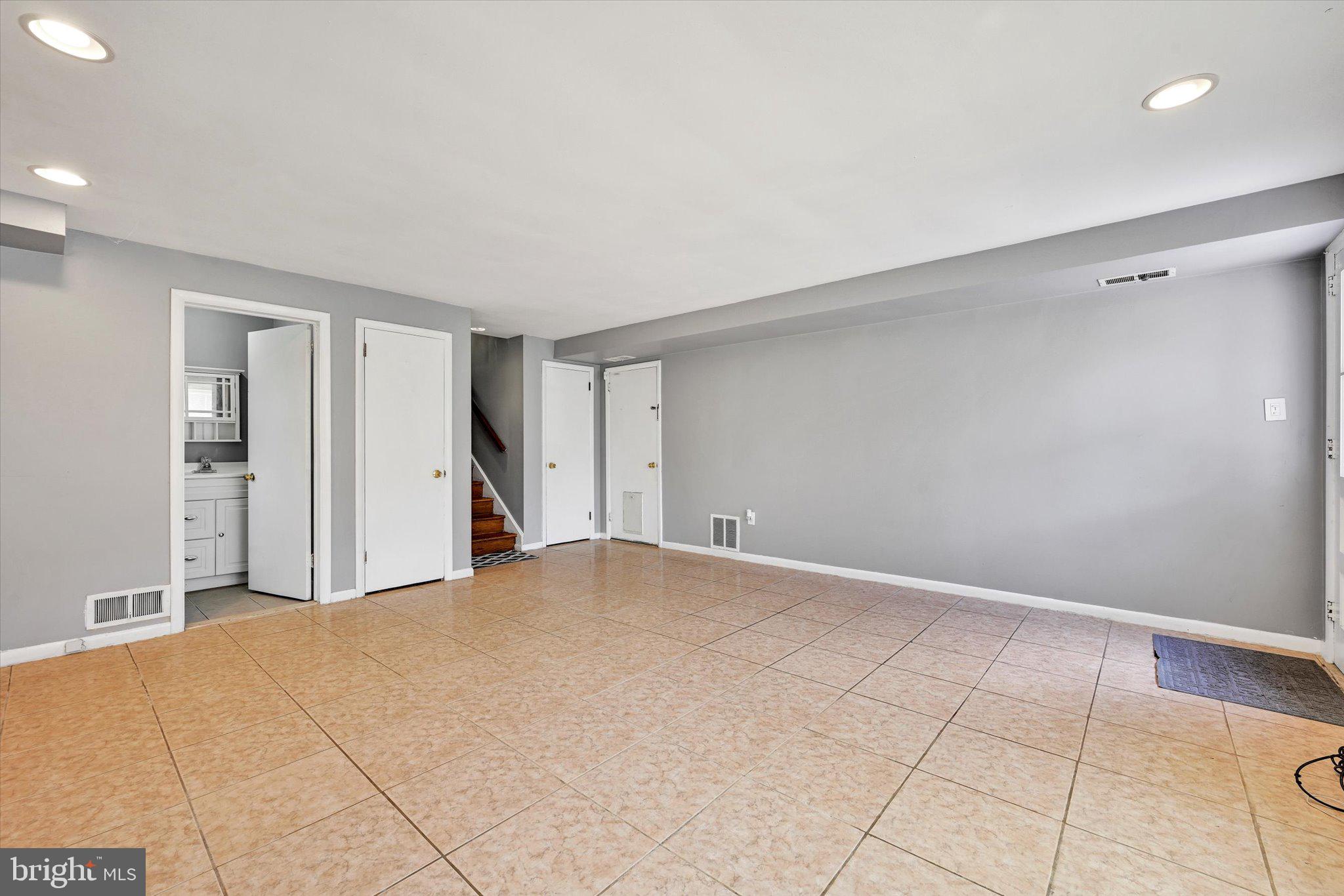 16 Duncan Lane Springfield, PA 19064 - Photo 21 of 27 Gallery Image 21