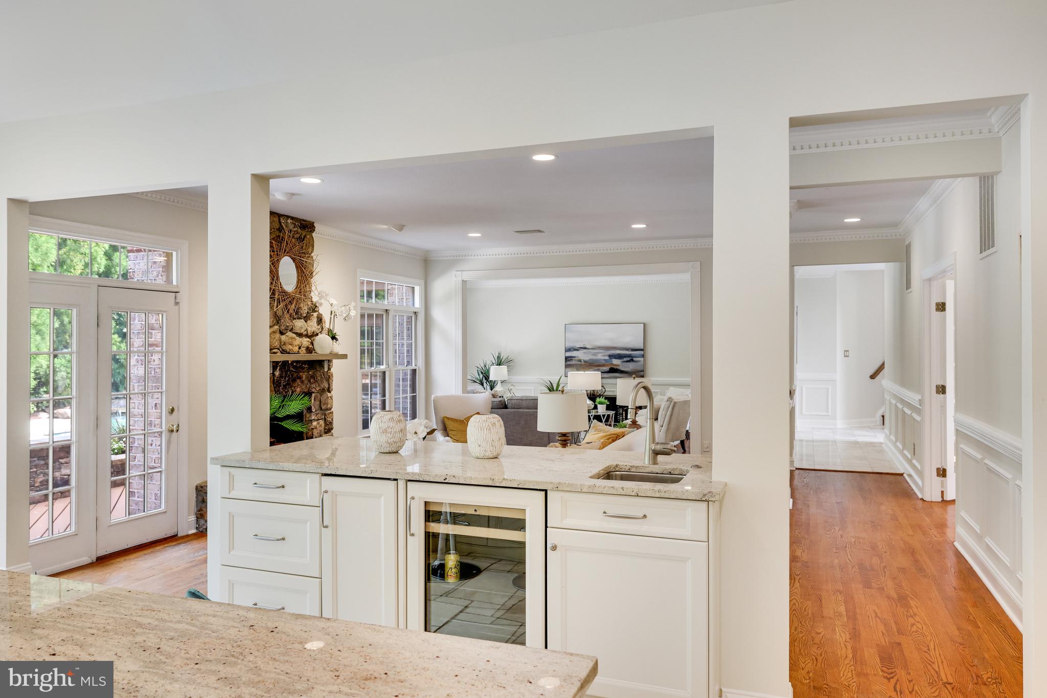 8100 Ridings Court McLean, VA 22102 - Photo 23 of 79 Wine Refrigerator and Ice Maker