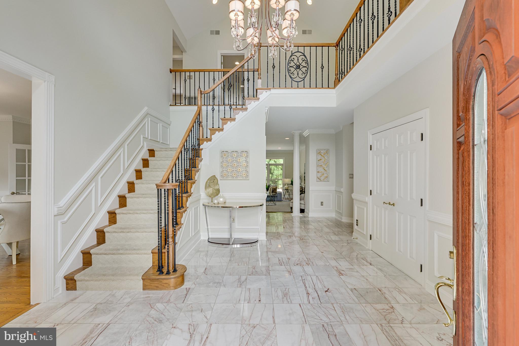 8100 Ridings Court McLean, VA 22102 - Photo 7 of 79 Gallery Image 7