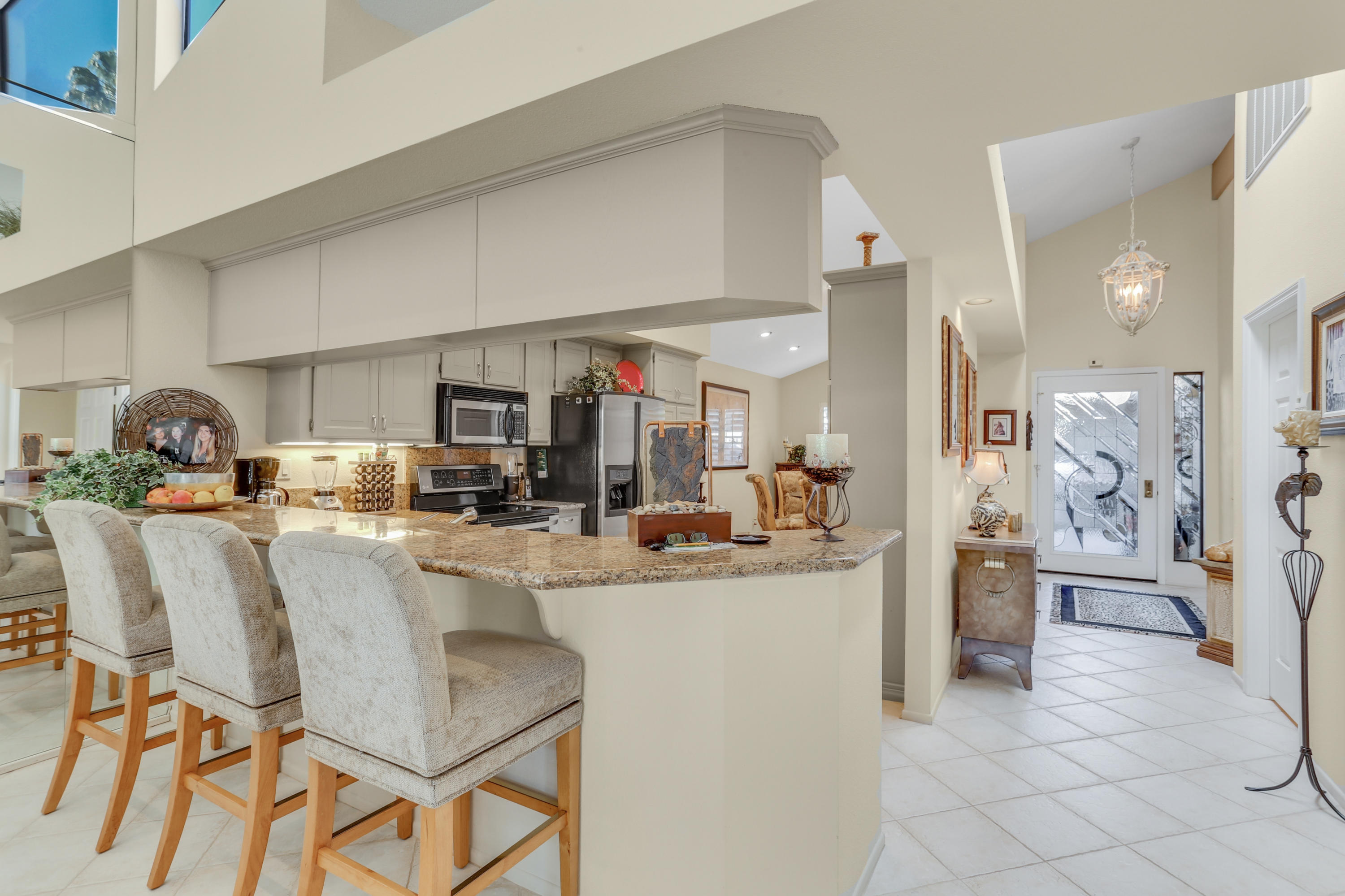 325 Red River Road Palm Desert, CA 92211 - Photo 13 of 35 11