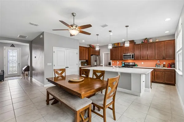 $640,000 | 1084 Cavender Creek Road, Minneola, FL 34715