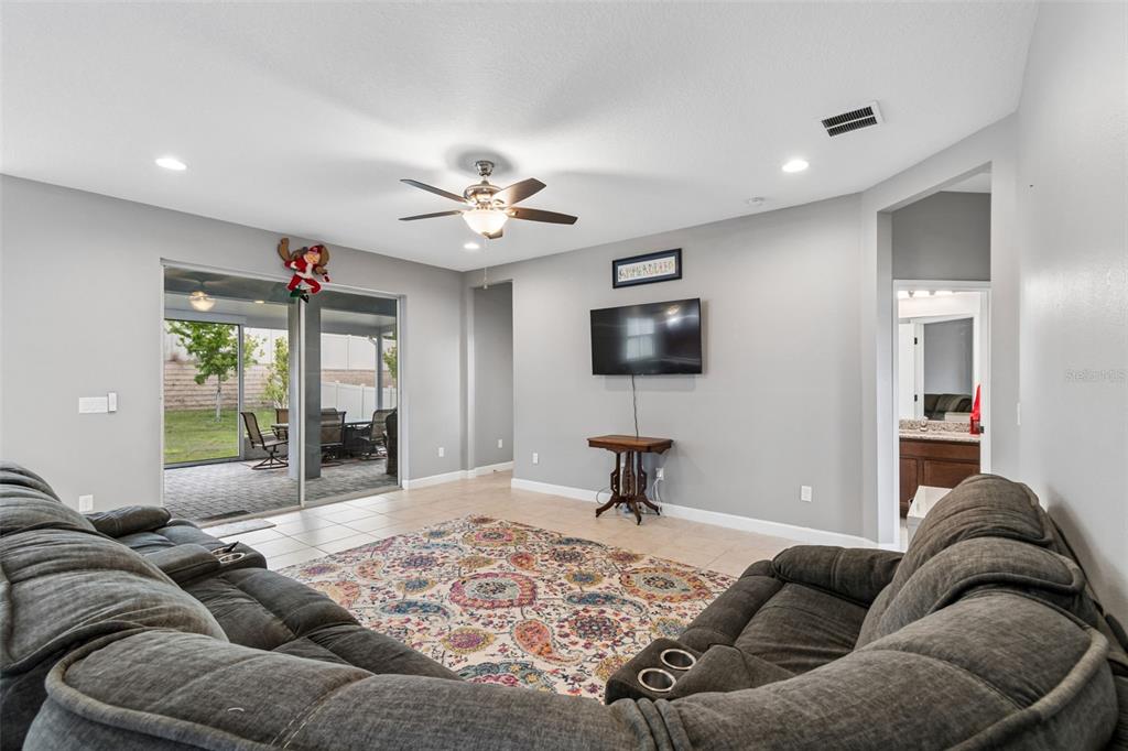 1084 Cavender Creek Road Minneola, FL 34715 - Photo 6 of 63