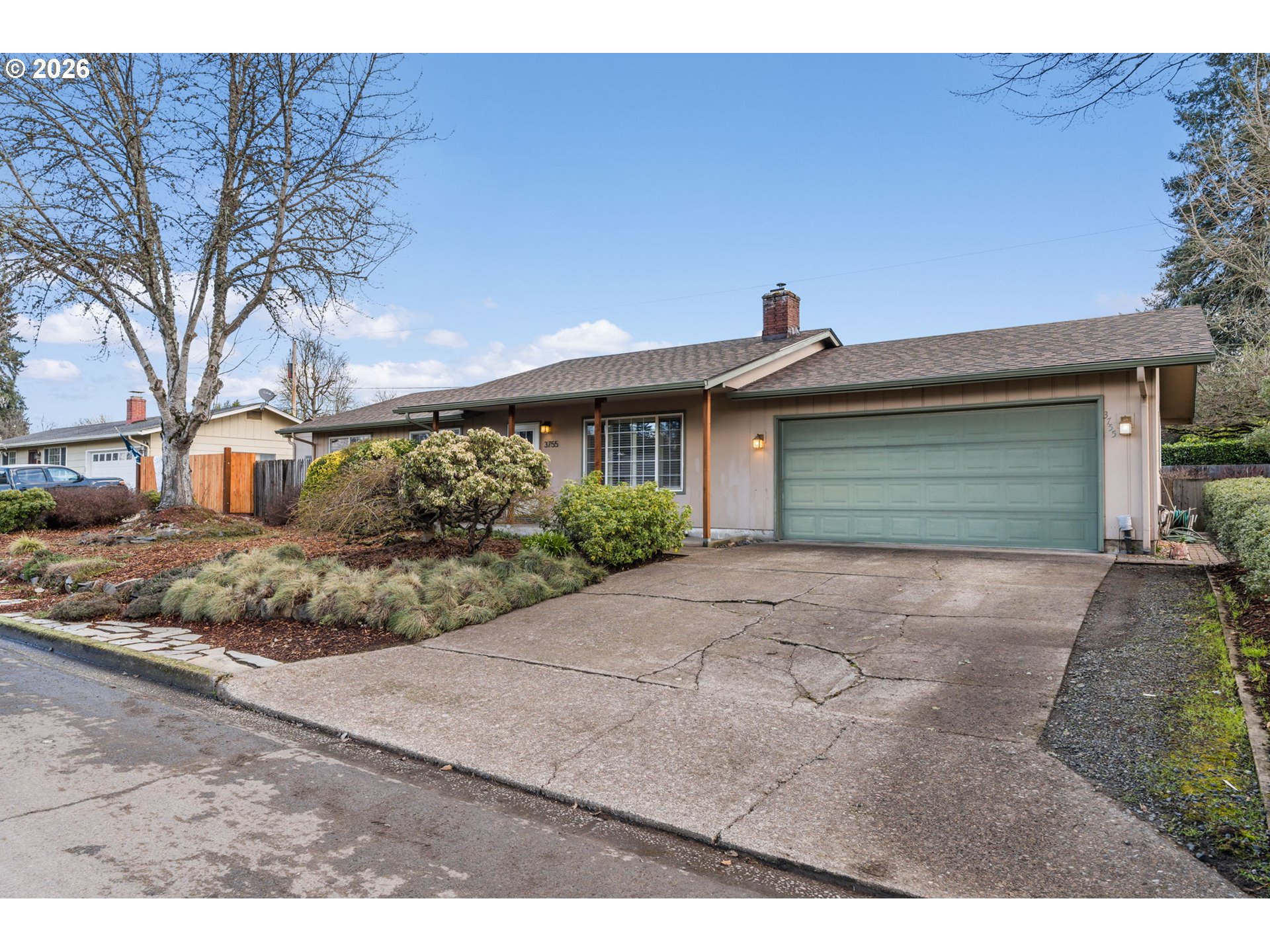 3755 Kendra Street Eugene, OR 97404 - Photo 3 of 41