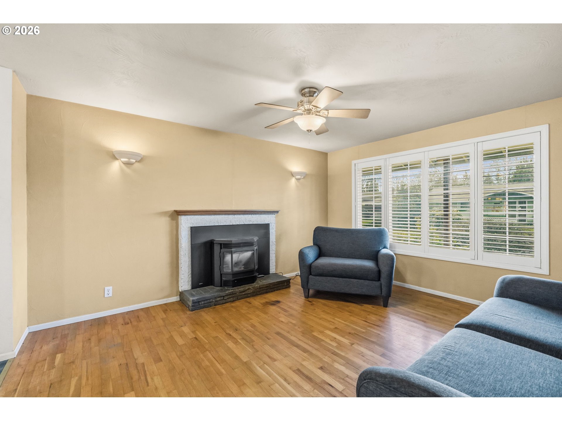 3755 Kendra Street Eugene, OR 97404 - Photo 8 of 41