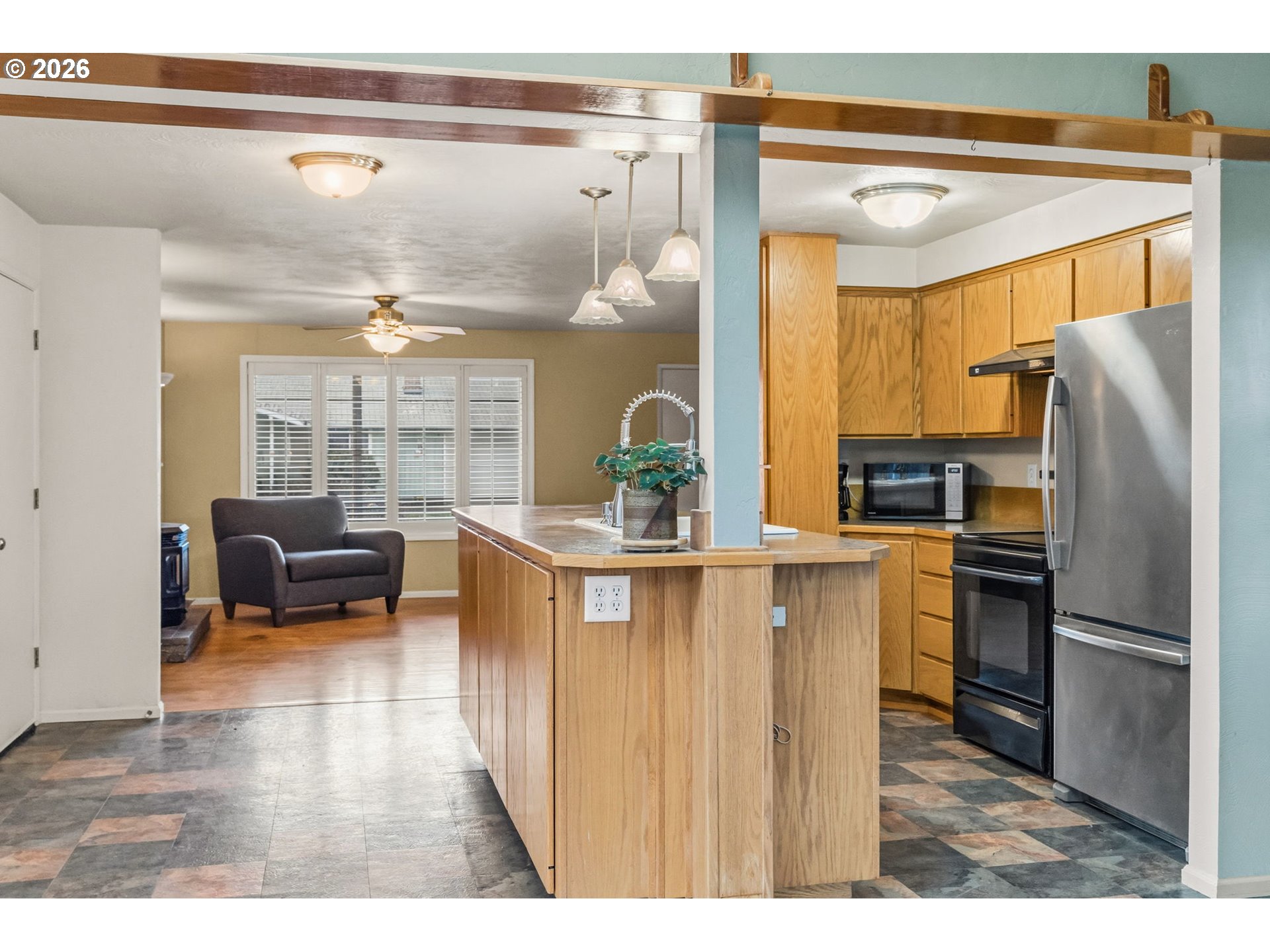 3755 Kendra Street Eugene, OR 97404 - Photo 10 of 41