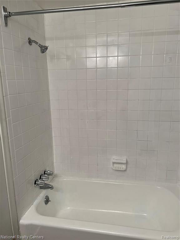 8051 Toepfer Road Warren, MI 48089 - Photo 16 of 18