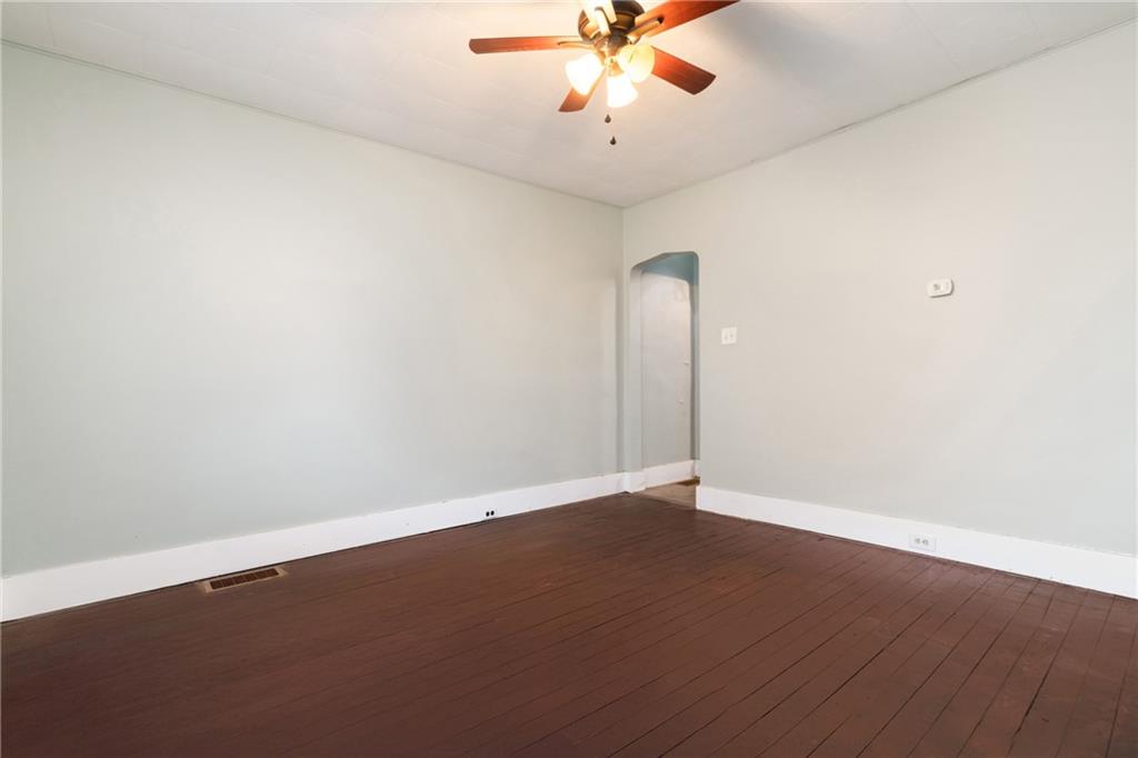 432 Antisbury Street Braddock, PA 15104 - Photo 3 of 21