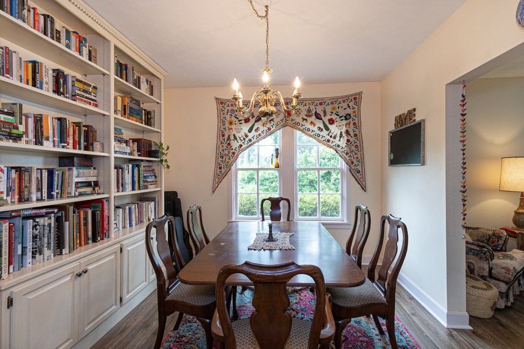 7136 Mobley Road Columbus, GA 31904 - Photo 8 of 34 Dining room