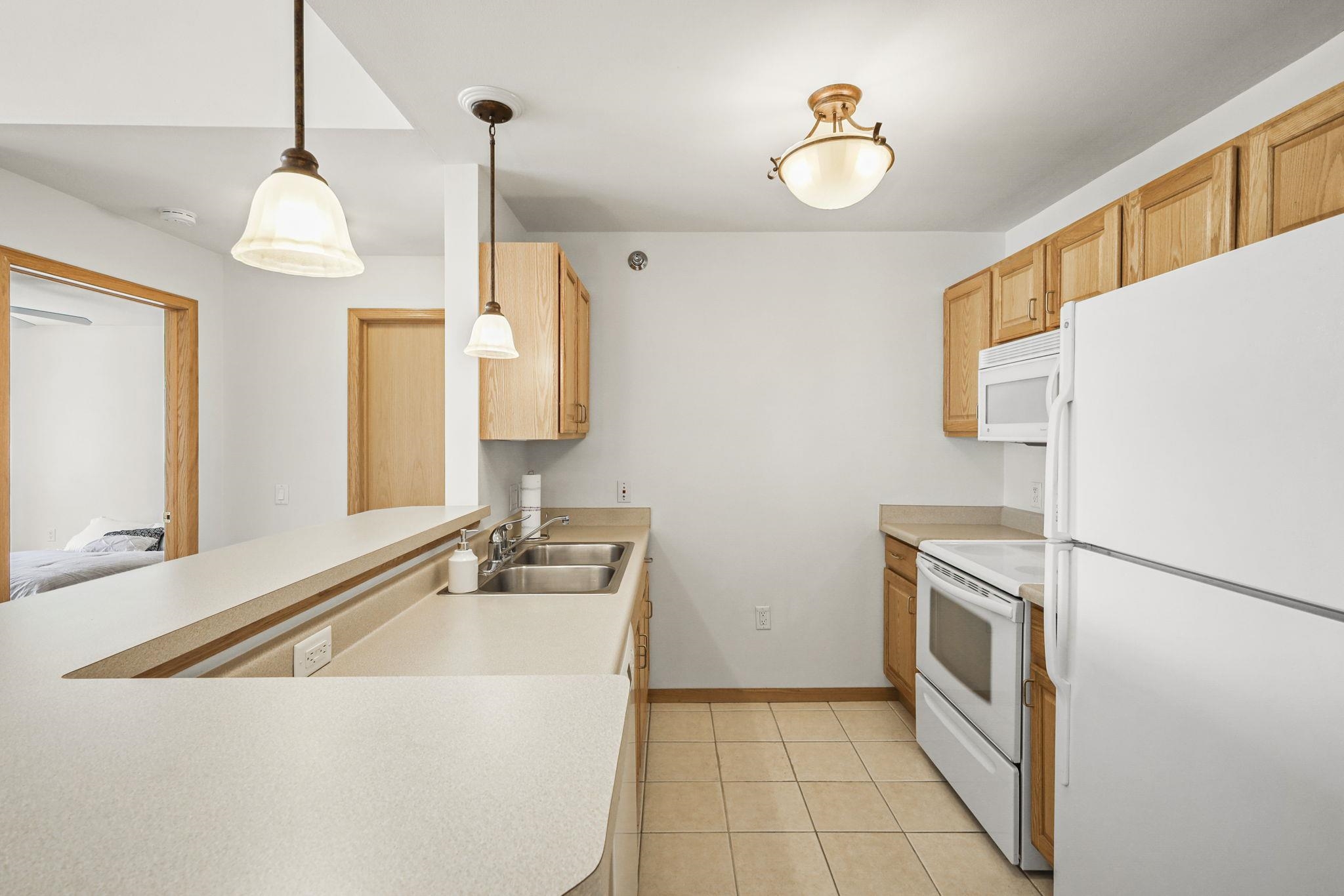 6836 Parkside Circle Windsor, WI 53532 - Photo 11 of 29