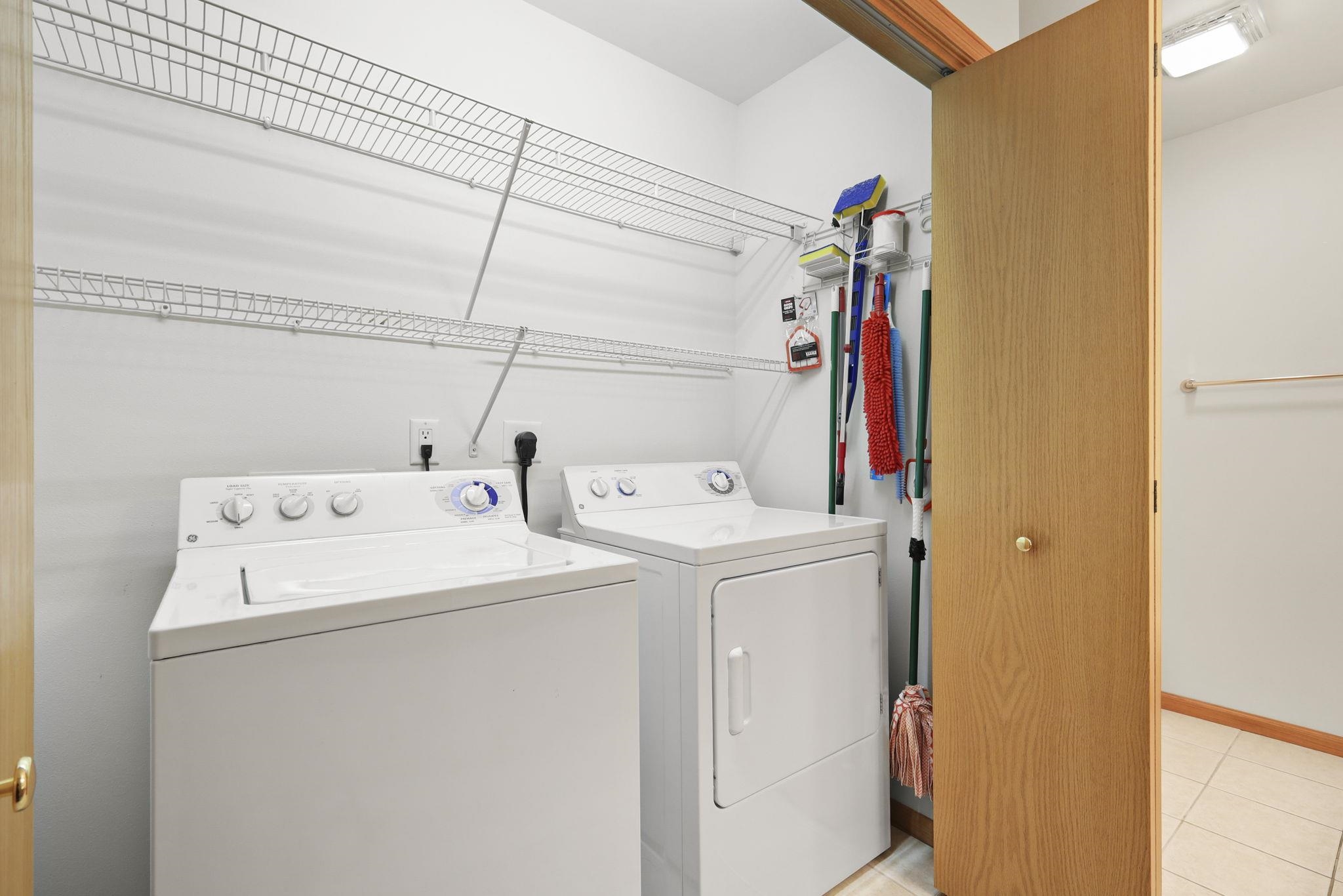 6836 Parkside Circle Windsor, WI 53532 - Photo 14 of 29