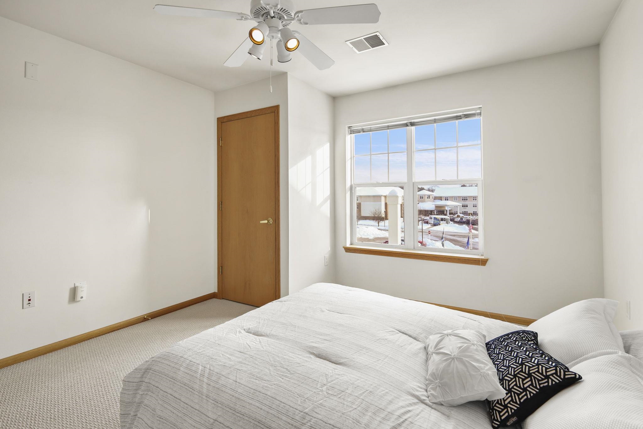 6836 Parkside Circle Windsor, WI 53532 - Photo 17 of 29