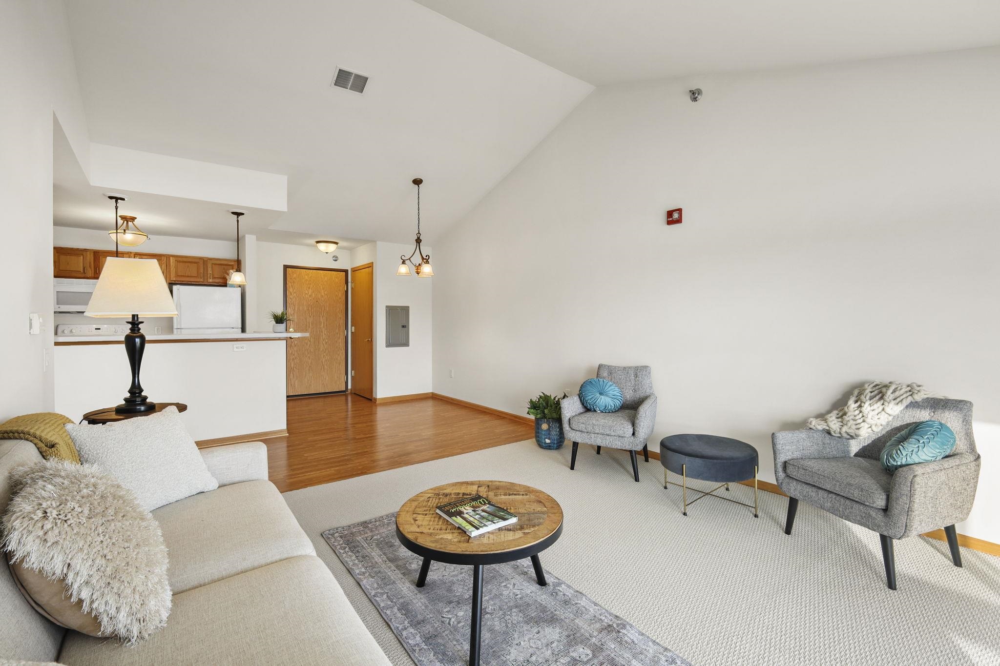 6836 Parkside Circle Windsor, WI 53532 - Photo 5 of 29