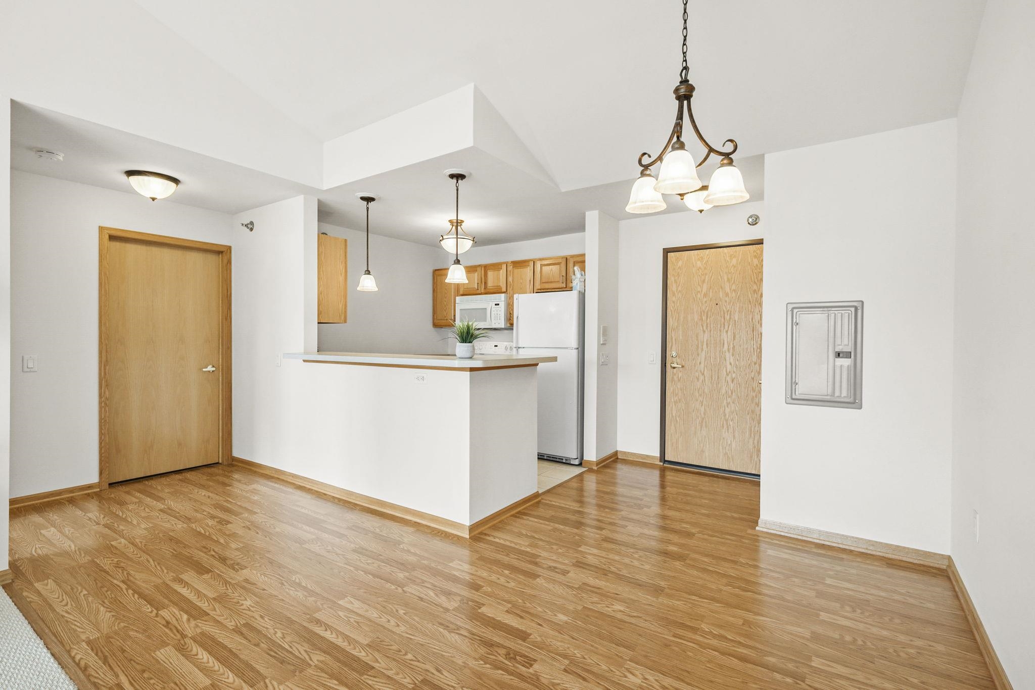 6836 Parkside Circle Windsor, WI 53532 - Photo 9 of 29