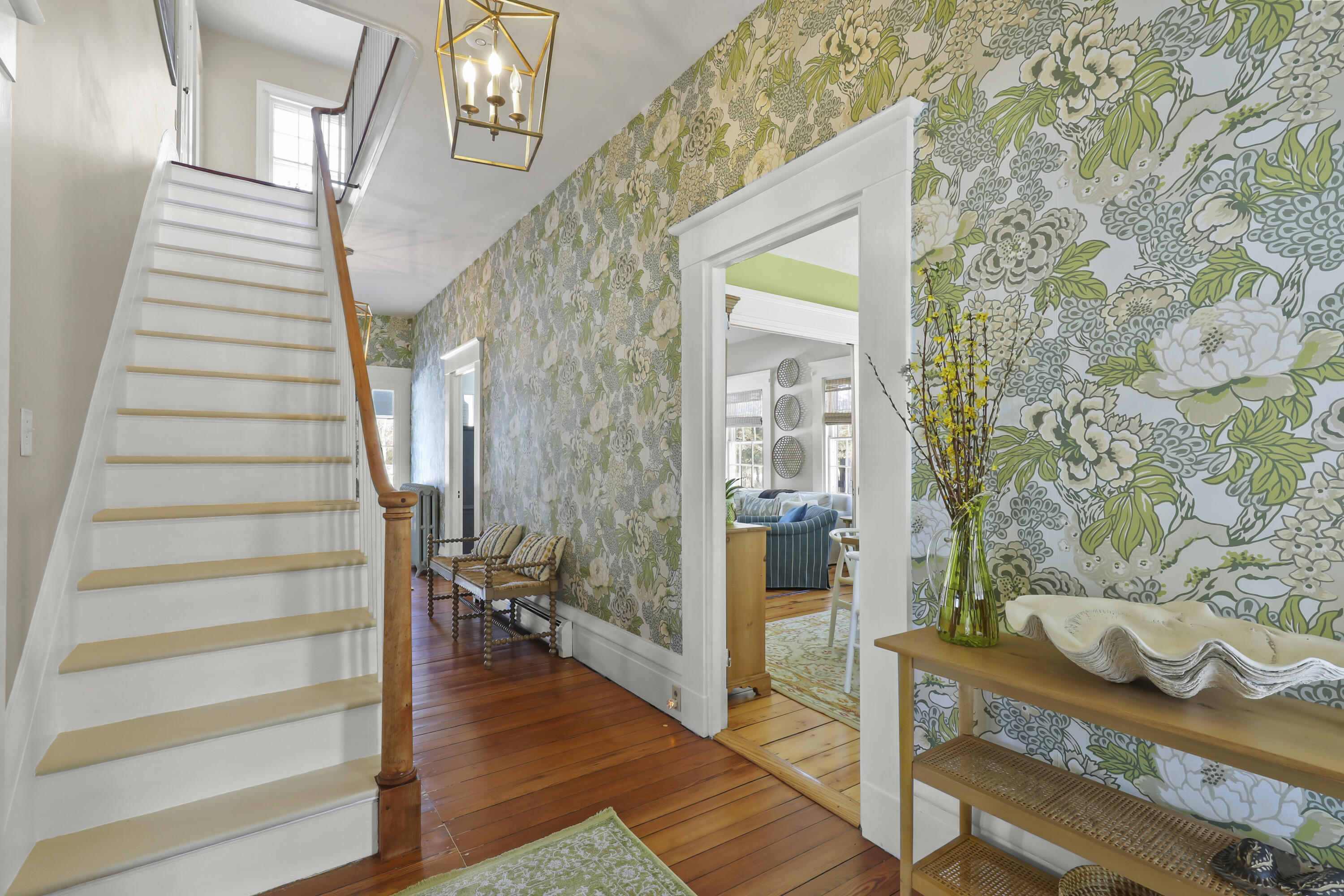 710 County Road Pocasset, MA 02559 - Photo 2 of 44 IMG_4225