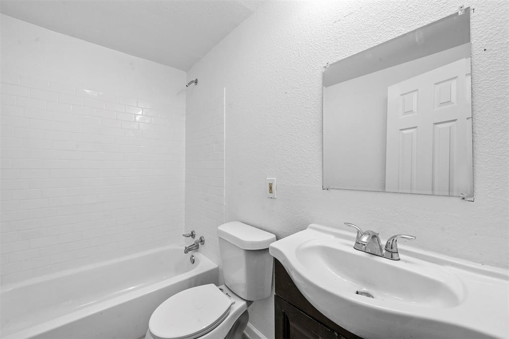 120 East Monterey Street, Unit 116 Denison, TX 75021 - Photo 13 of 17