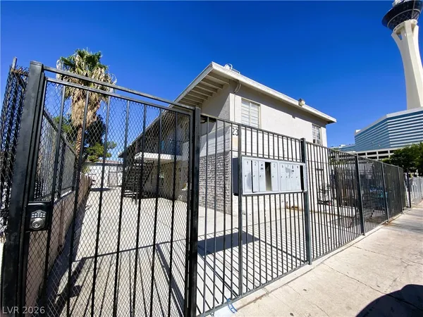 $750 | 230 West Boston Avenue, Unit 7, Las Vegas, NV 89102