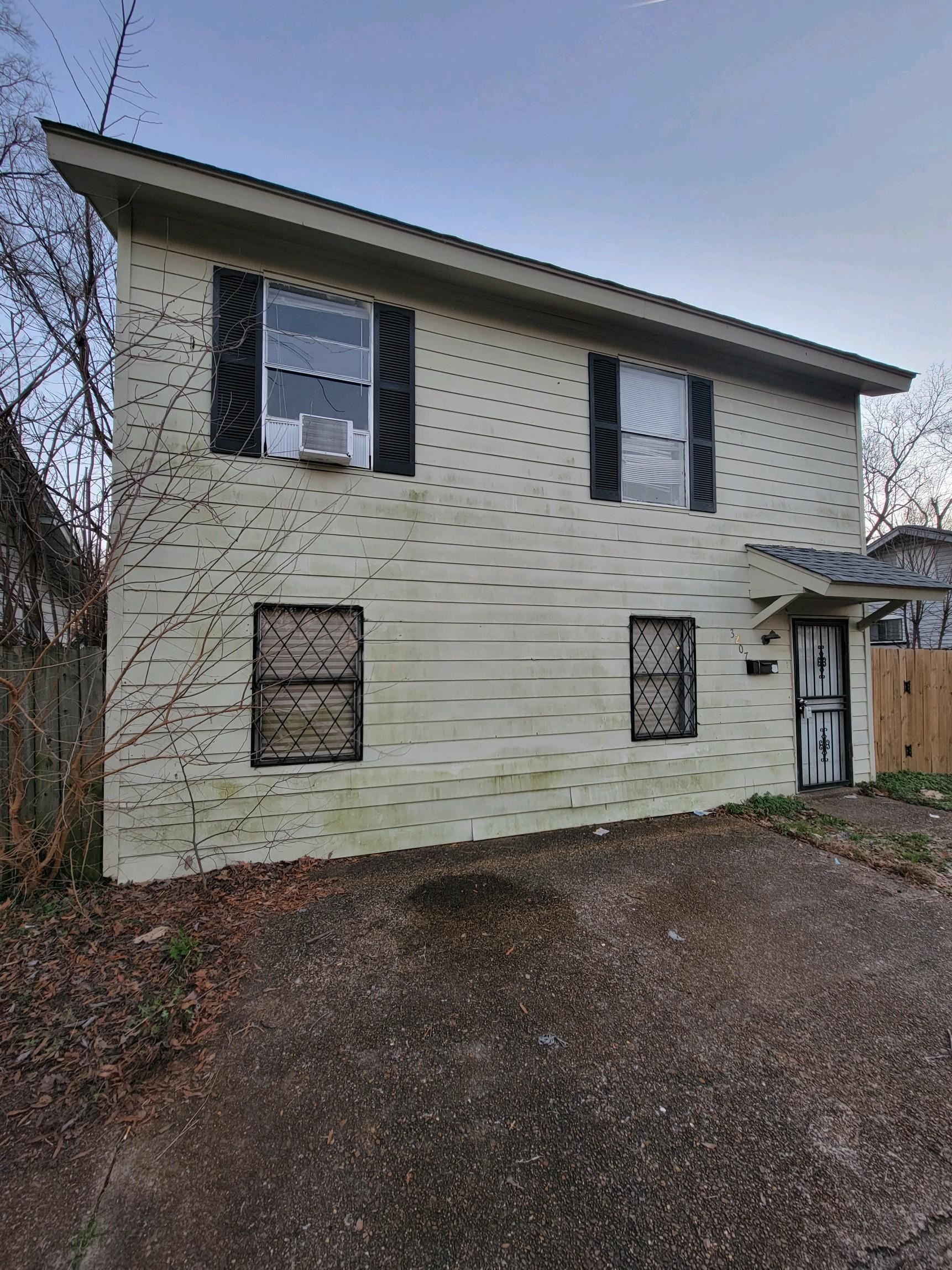 3207 Seminole Road Memphis, TN 38111 - Photo 1 of 2 Gallery Image 1