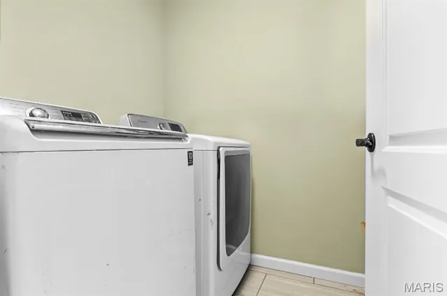 $350,000 | 2843 Chapel View Drive, Florissant, MO 63031