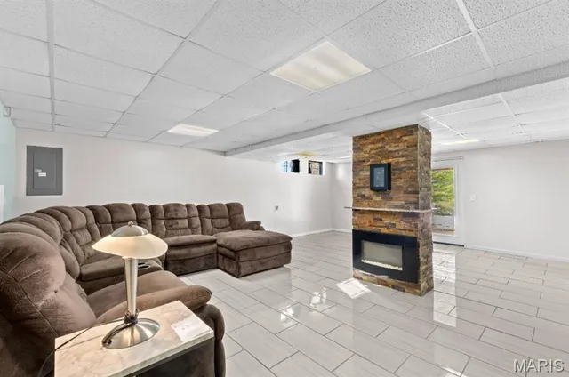 $350,000 | 2843 Chapel View Drive, Florissant, MO 63031