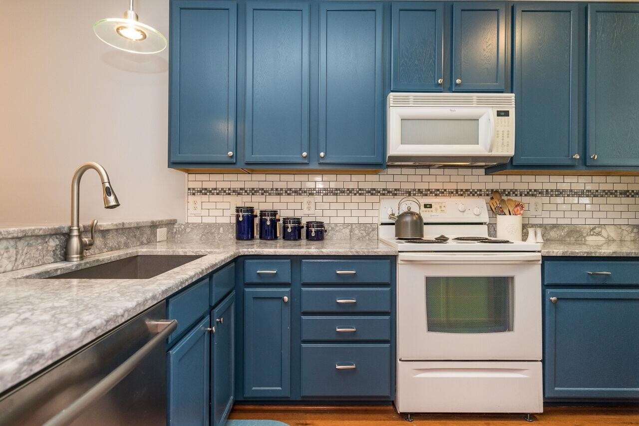 4508 Mistiflower Drive Raleigh, NC 27606 - Photo 5 of 32 Photo 5