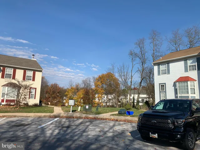 a car parked in front of a building