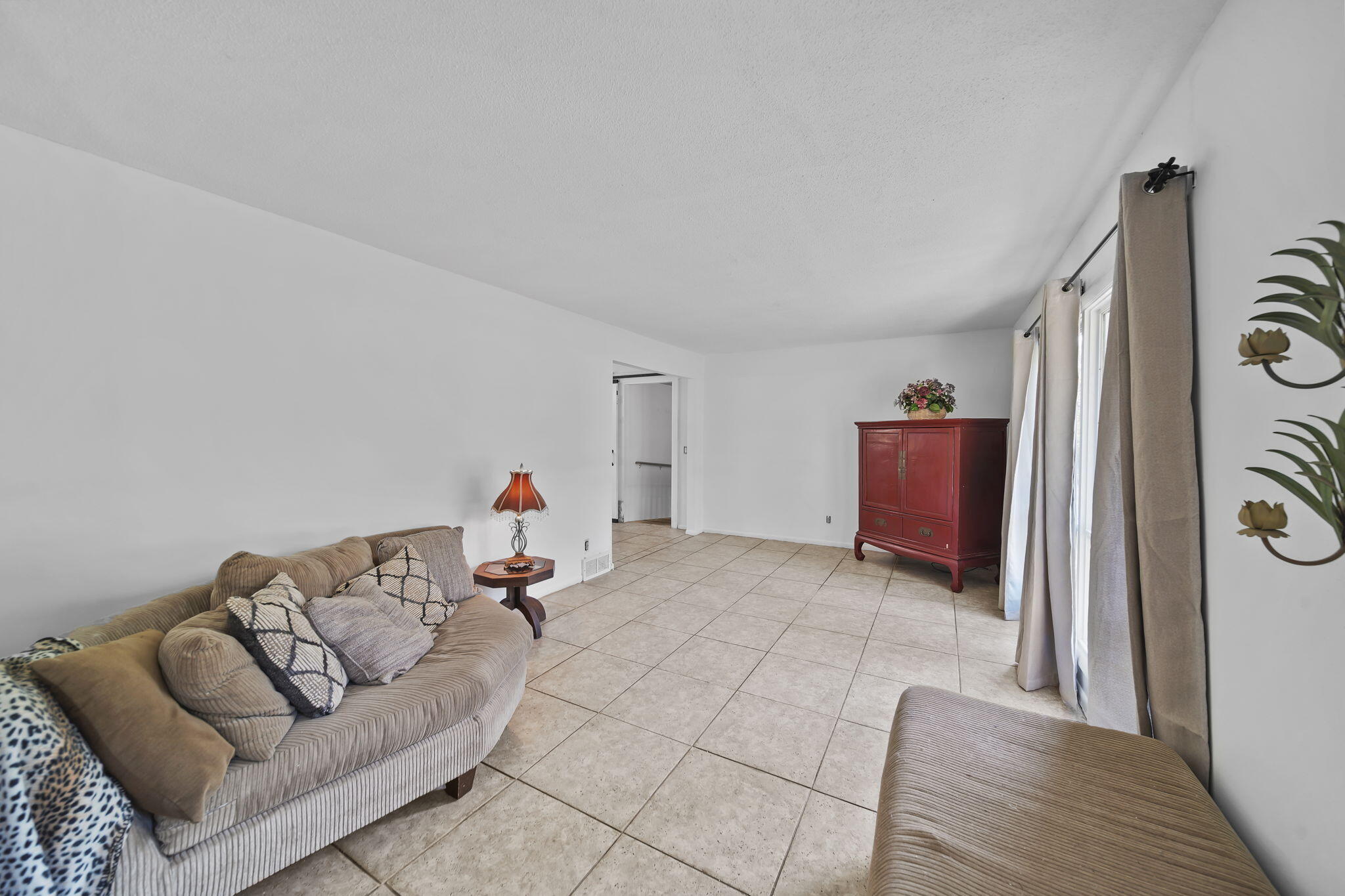 2801 Gilletts Lake Road Jackson, MI 49201 - Photo 5 of 58 5-web-or-mls-DSC09714