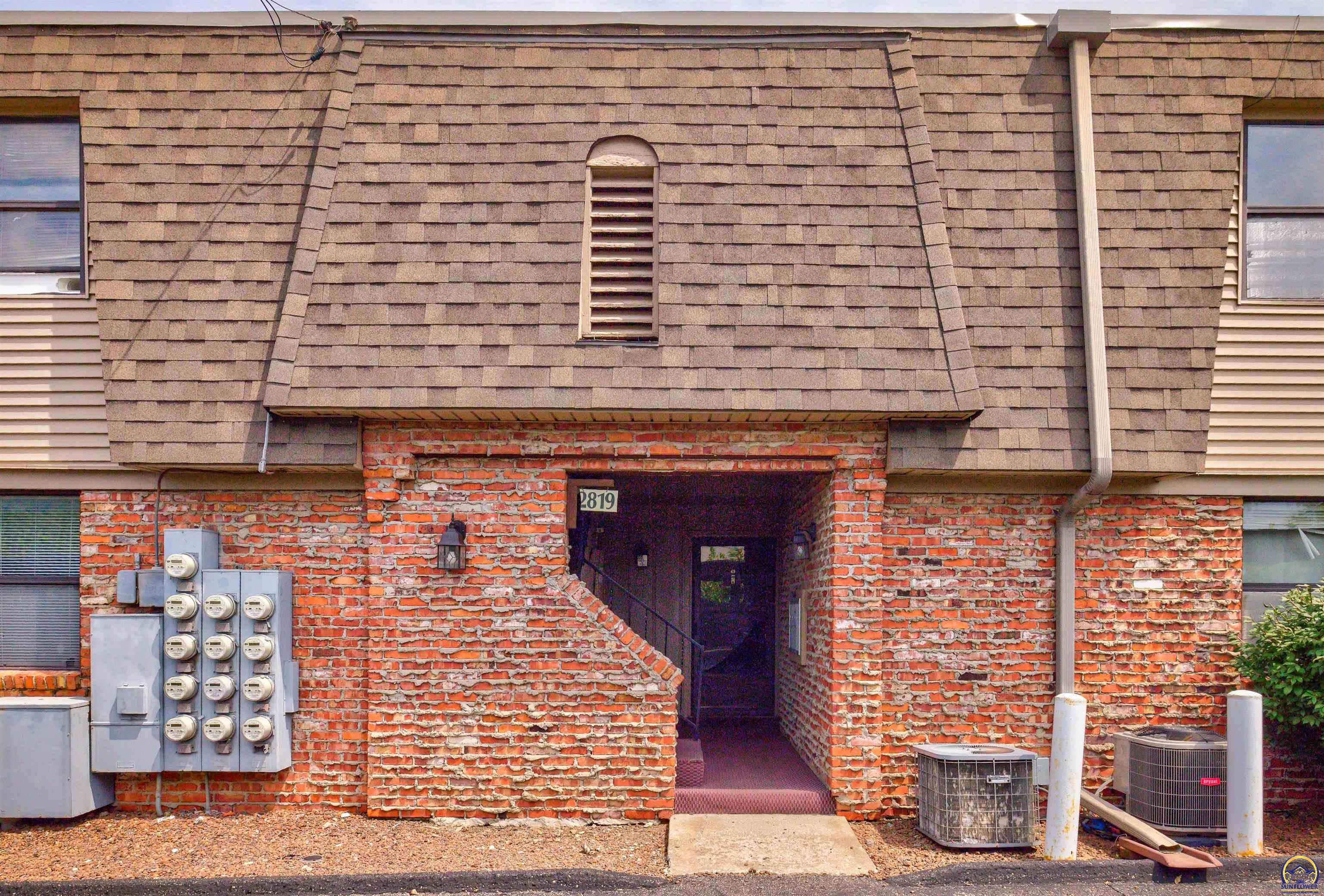 2819 Southwest Prairie Road, Unit 50 Topeka, KS 66614 - Photo 1 of 20 Gallery Image 1
