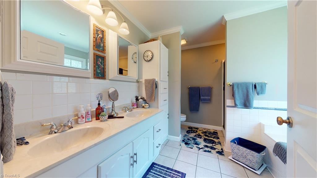 166 Holly Ridge Drive Cana, VA 24317 - Photo 10 of 50 Primary Bedroom