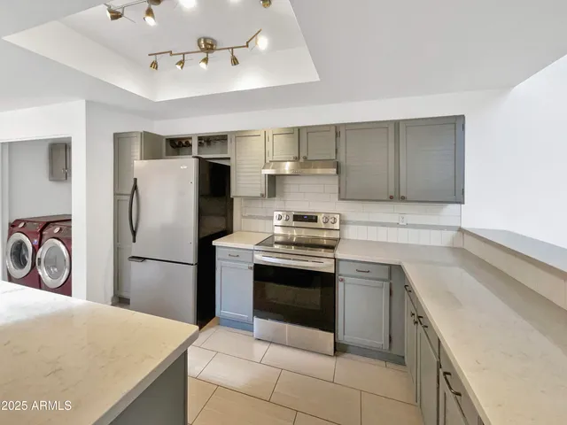 $386,000 | 334 West Lodge Drive, Tempe, AZ 85283