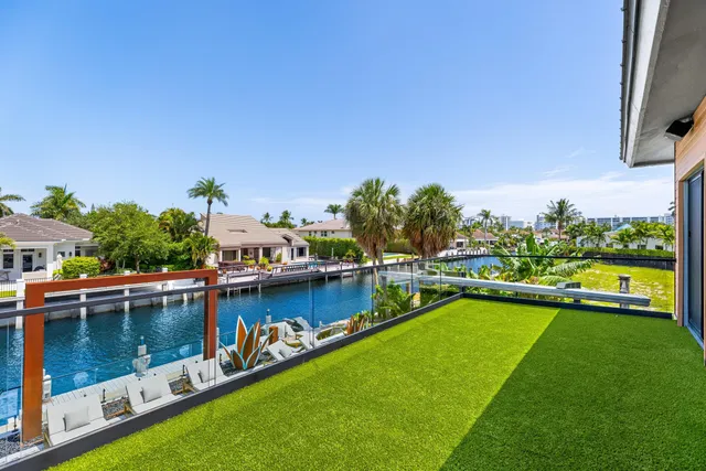 $7,495,000 | 839 Northeast Bay Isle Drive, Boca Raton, FL 33487