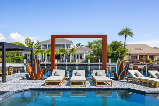 $7,495,000 | 839 Northeast Bay Isle Drive, Boca Raton, FL 33487