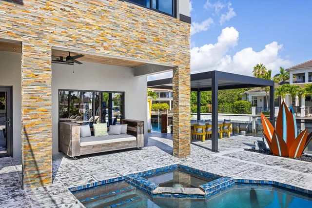 $7,495,000 | 839 Northeast Bay Isle Drive, Boca Raton, FL 33487