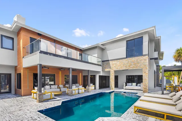 $7,495,000 | 839 Northeast Bay Isle Drive, Boca Raton, FL 33487