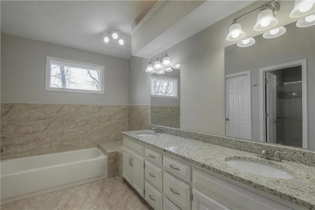 $449,900 | 14036 West 113th Street, Lenexa, KS 66215