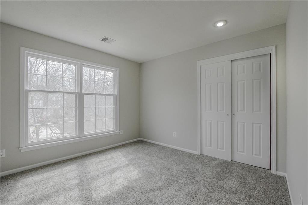 14036 West 113th Street Lenexa, KS 66215 - Photo 19 of 23
