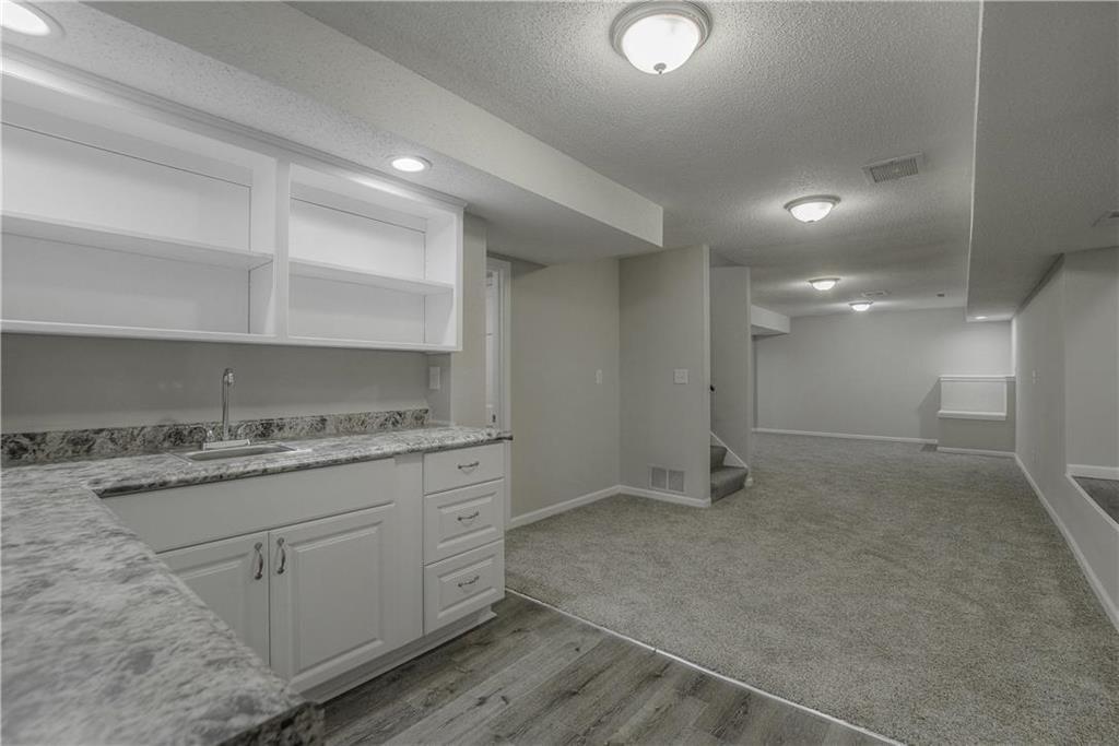 14036 West 113th Street Lenexa, KS 66215 - Photo 20 of 23