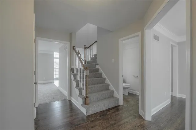 $449,900 | 14036 West 113th Street, Lenexa, KS 66215