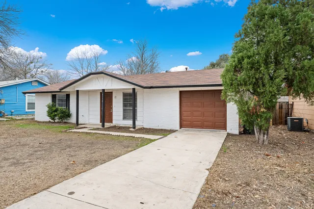 $1,100 | 7118 Glen Point Drive, San Antonio, TX 78239