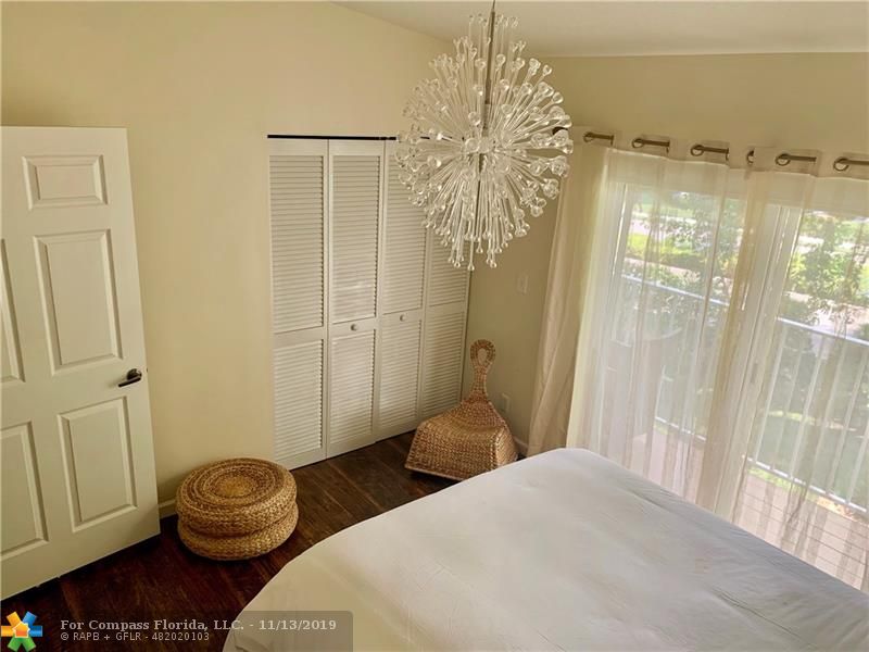 8464 Lagos De Campo Boulevard, Unit 8464 Tamarac, FL 33321 - Photo 17 of 36