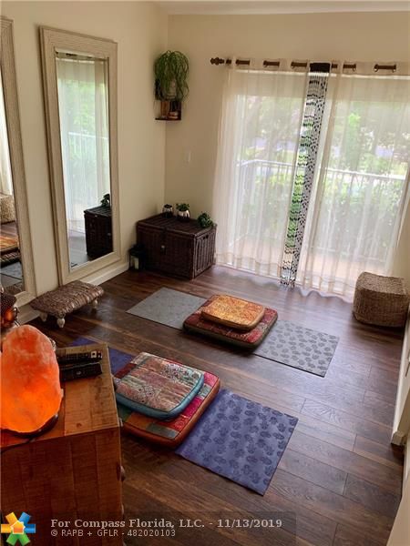 8464 Lagos De Campo Boulevard, Unit 8464 Tamarac, FL 33321 - Photo 19 of 36