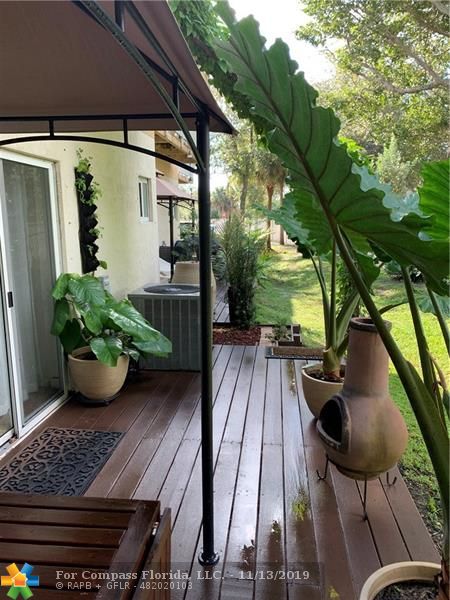 8464 Lagos De Campo Boulevard, Unit 8464 Tamarac, FL 33321 - Photo 27 of 36