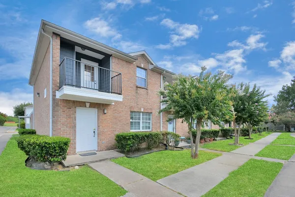 $1,750 | 11899 Algonquin Drive, Unit 1, Houston, TX 77089