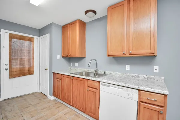 $1,750 | 11899 Algonquin Drive, Unit 1, Houston, TX 77089