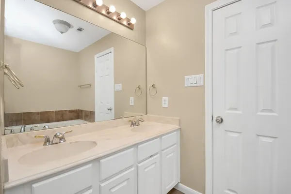 $1,750 | 11899 Algonquin Drive, Unit 1, Houston, TX 77089
